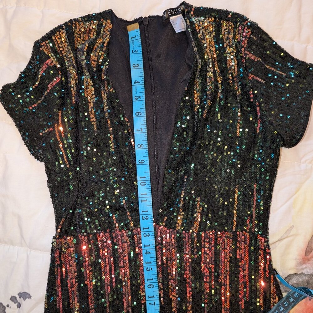 Venus Low Plunge Sequin Mini Dress - Size 4 - Picture 7 of 13